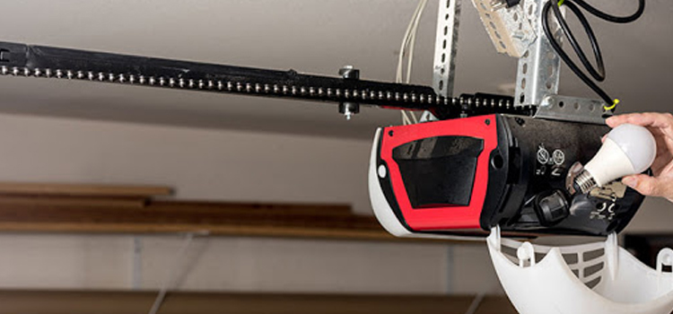 automatic garage door opener repair in Oakland Park