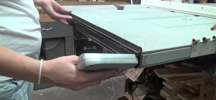 damaged steel door repair Oakland Park