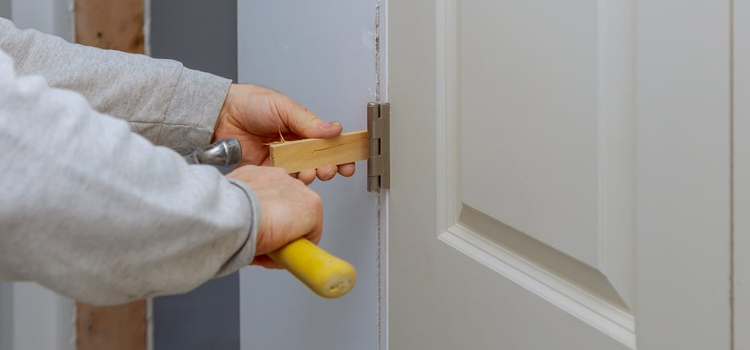 fiberglass entry door repair in Oakland Park