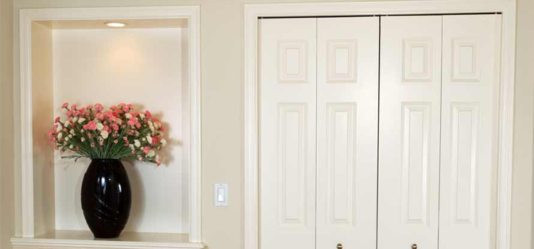 residential closet door repair in Oakland Park